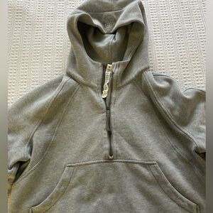 Lululemon Athletica Cropped Scuba Hoodie size m/l